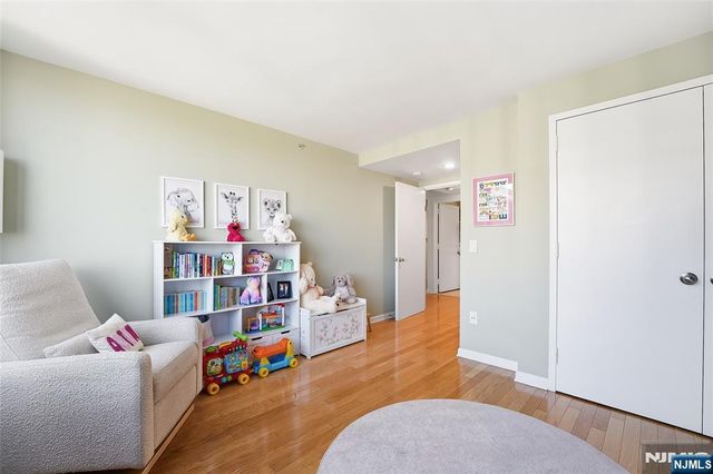 700 Grove Street 11A, Jersey City, NJ 07310