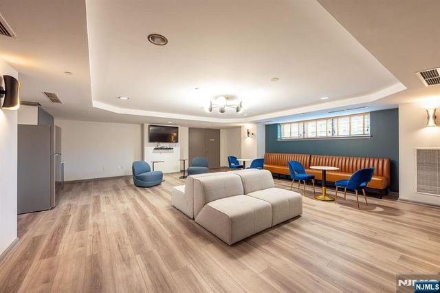 700 Grove Street 11A, Jersey City, NJ 07310