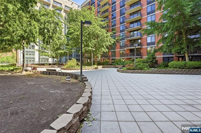 700 Grove Street 11A, Jersey City, NJ 07310