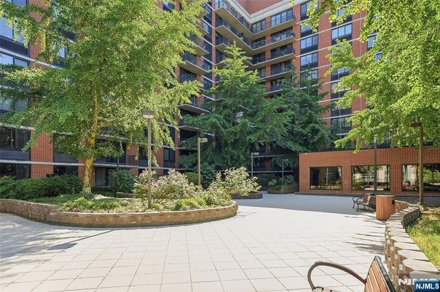 700 Grove Street 11A, Jersey City, NJ 07310