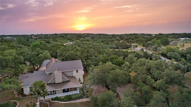 2 Laurel Hill ST, Austin, TX 78737