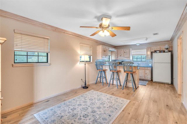2 Laurel Hill ST, Austin, TX 78737