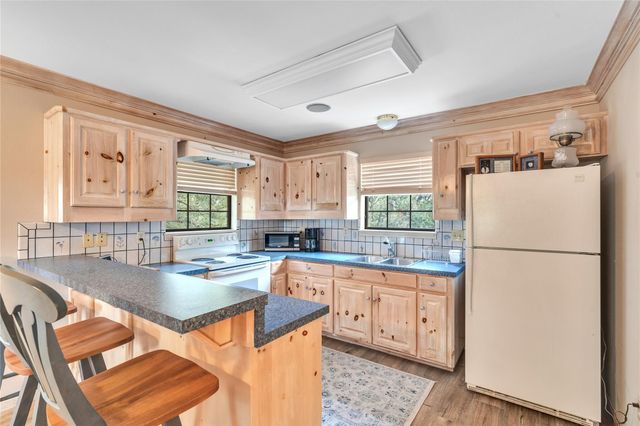 2 Laurel Hill ST, Austin, TX 78737