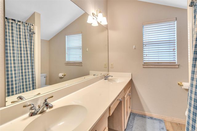 2 Laurel Hill ST, Austin, TX 78737