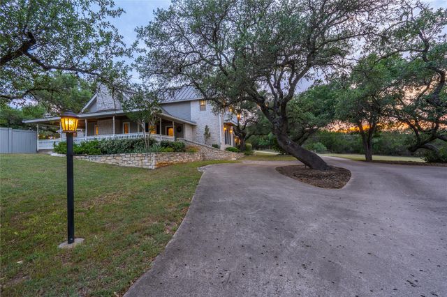 2 Laurel Hill ST, Austin, TX 78737