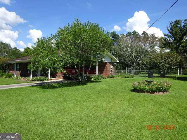 108 McCall Avenue, Reidsville, GA 30453