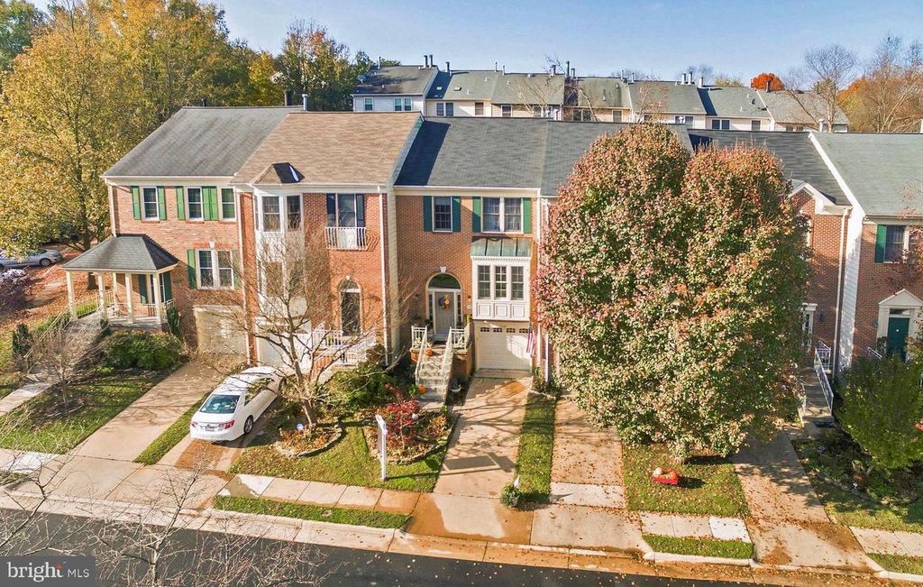 12162 ABBEY GLEN CT, Woodbridge, VA 22192