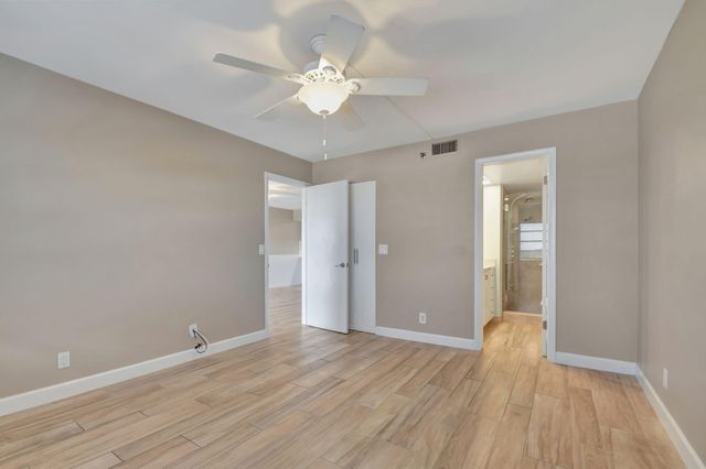 4640 W Lucerne Lakes Blvd W W 502, Lake Worth, FL 33467