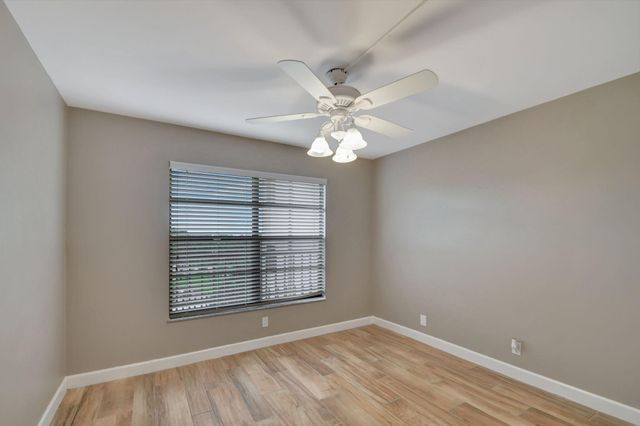 4640 W Lucerne Lakes Blvd W W 502, Lake Worth, FL 33467