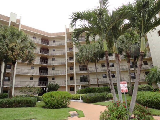 4640 W Lucerne Lakes Blvd W W 502, Lake Worth, FL 33467