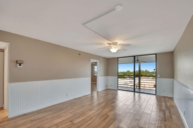 4640 W Lucerne Lakes Blvd W W 502, Lake Worth, FL 33467