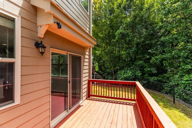 1575 Trailview Way NE, Atlanta, GA 30329