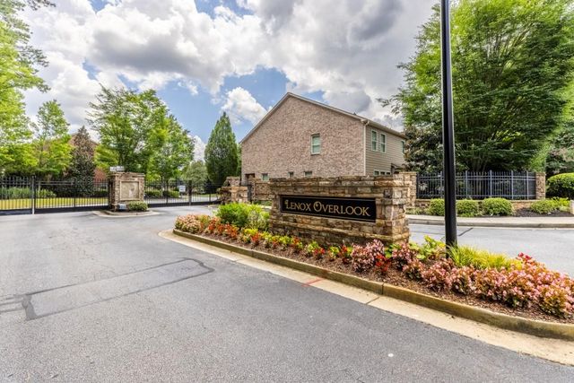 1575 Trailview Way NE, Atlanta, GA 30329