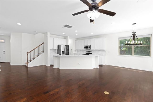1575 Trailview Way NE, Atlanta, GA 30329