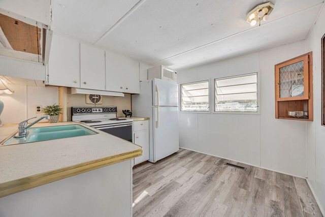 14556 Glenview Drive, Delray Beach, FL 33445