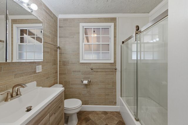 417 Cottonwood Dr, Nashville, TN 37214