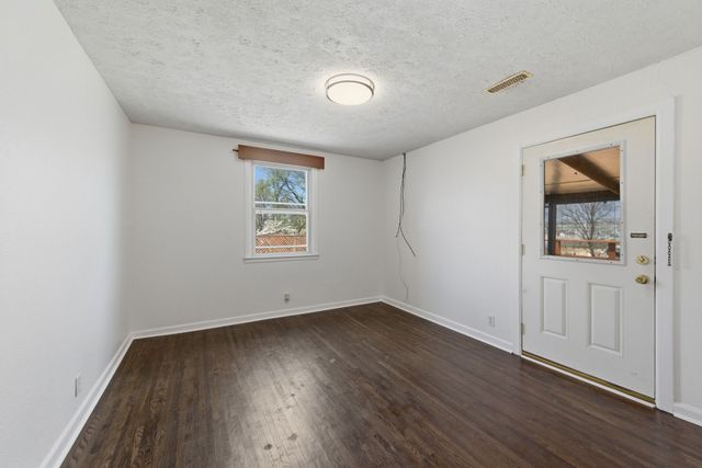 417 Cottonwood Dr, Nashville, TN 37214