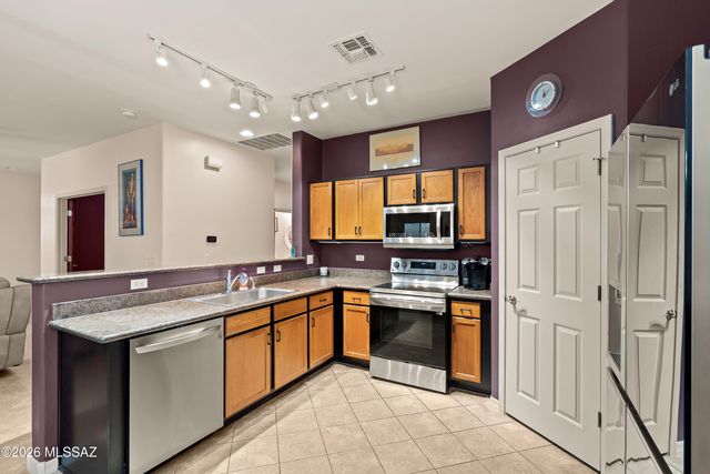 38946 S Running Roses Lane, Tucson, AZ 85739