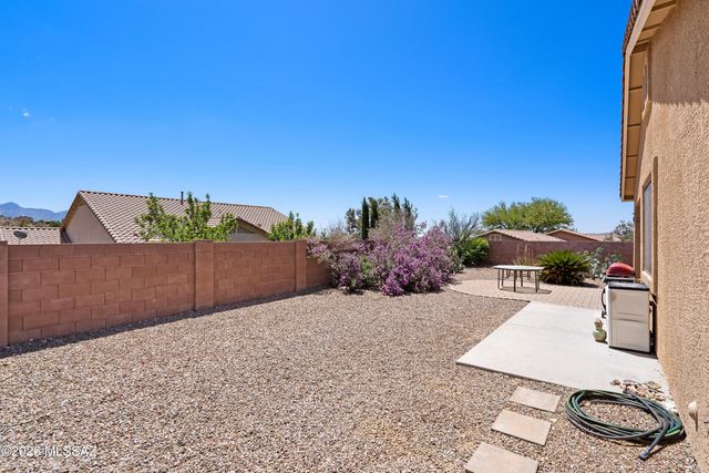 38946 S Running Roses Lane, Tucson, AZ 85739