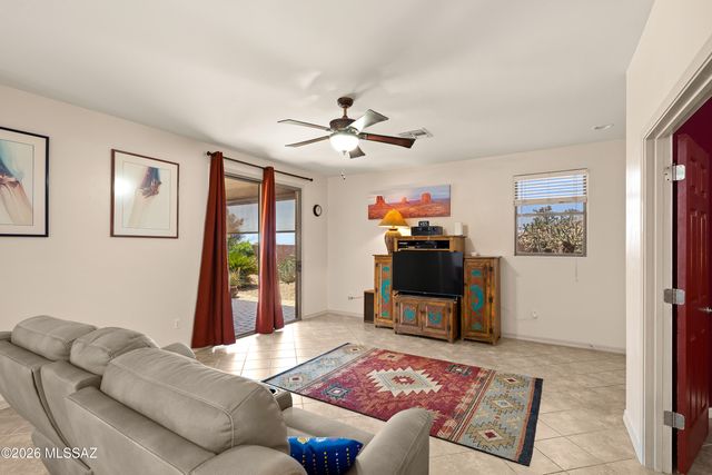 38946 S Running Roses Lane, Tucson, AZ 85739