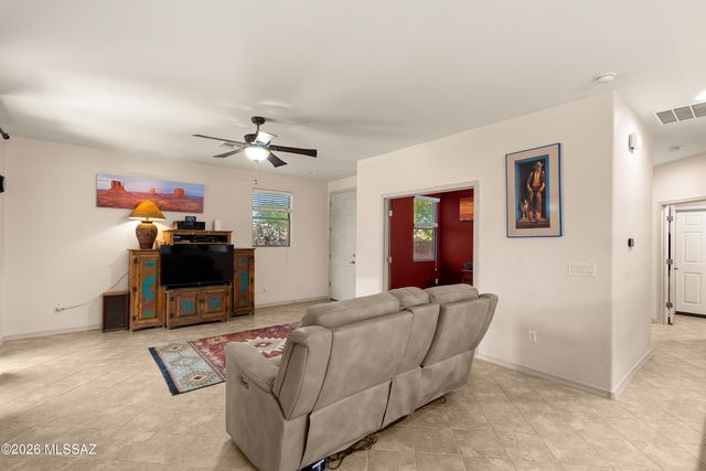 38946 S Running Roses Lane, Tucson, AZ 85739