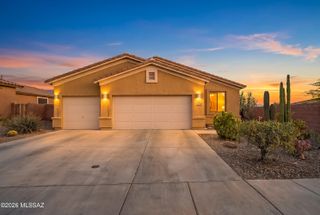 38946 S Running Roses Lane, Tucson, AZ 85739