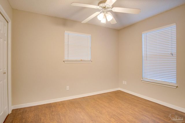 2974 Duke Dr, Gulf Breeze, FL 32563