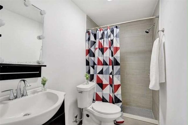 6807 NW 29th Street, Sunrise, FL 33313