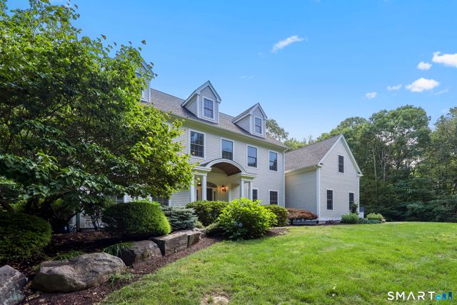 9 Ventres Way, Burlington, CT 06013