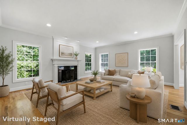 9 Ventres Way, Burlington, CT 06013