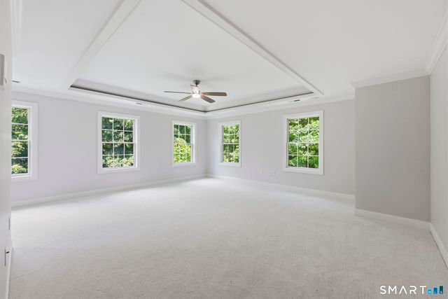 9 Ventres Way, Burlington, CT 06013