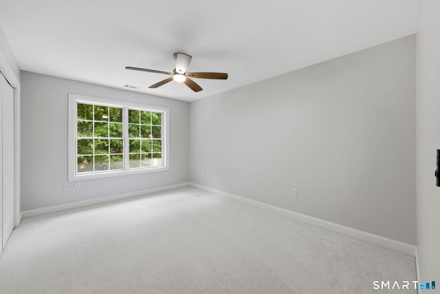 9 Ventres Way, Burlington, CT 06013