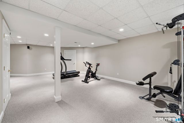 9 Ventres Way, Burlington, CT 06013