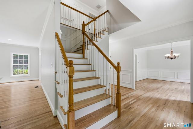 9 Ventres Way, Burlington, CT 06013