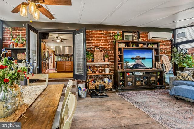 6115 EASTERN PKWY, Baltimore, MD 21206