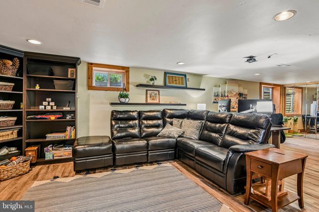 6115 EASTERN PKWY, Baltimore, MD 21206