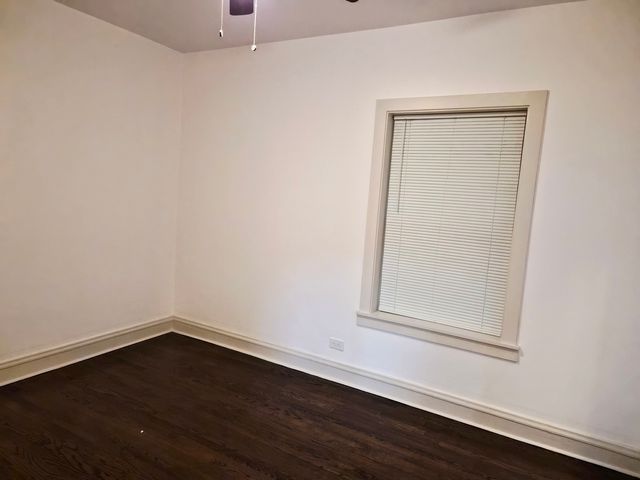 7826 S Bennett Avenue 1, Chicago, IL 60649