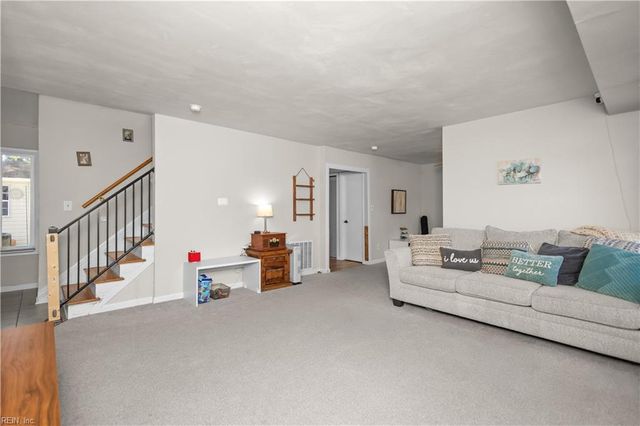 5701 Morningside CT, Virginia Beach, VA 23462