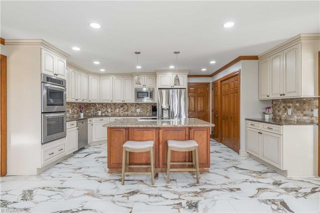 5890 Clouds Harbor Trail, Clemmons, NC 27012