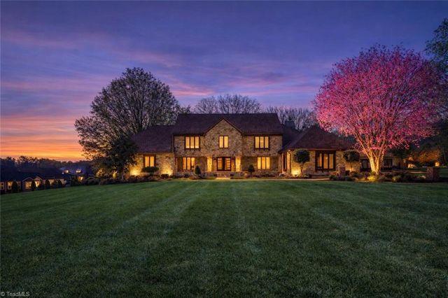 5890 Clouds Harbor Trail, Clemmons, NC 27012