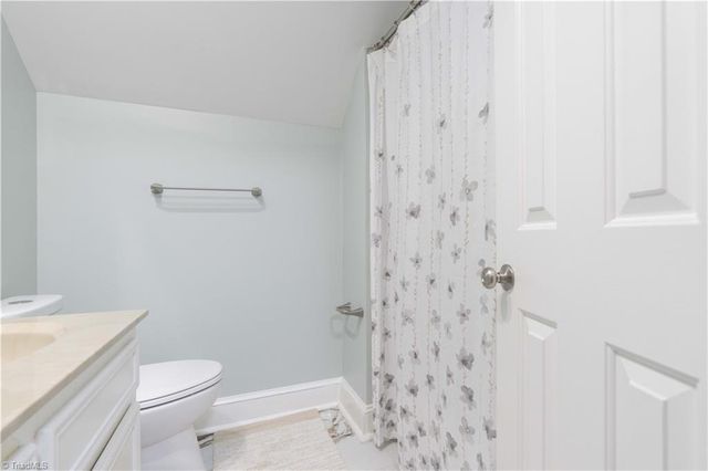 5890 Clouds Harbor Trail, Clemmons, NC 27012