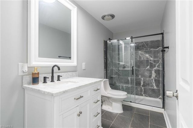 5890 Clouds Harbor Trail, Clemmons, NC 27012