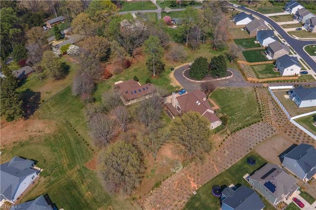 5890 Clouds Harbor Trail, Clemmons, NC 27012