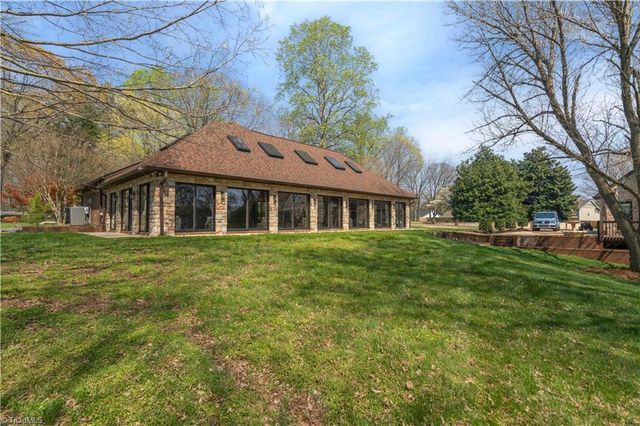 5890 Clouds Harbor Trail, Clemmons, NC 27012