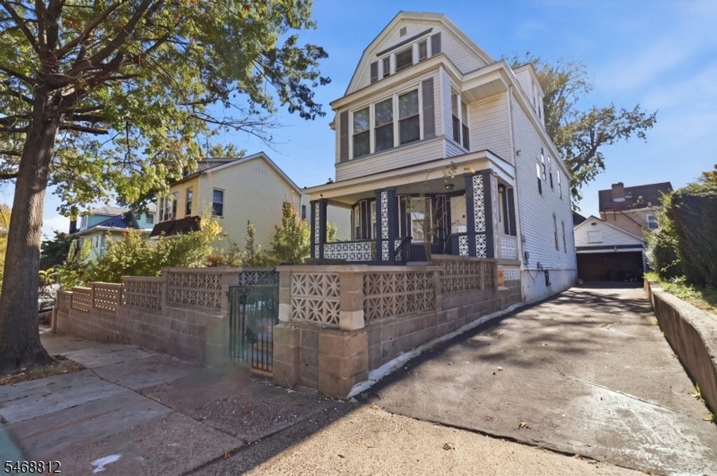 12 Bock Ave, Newark City, NJ 07112 — photo 2