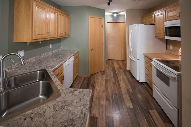 8424 Yukon Circle N, Champlin, MN 55316