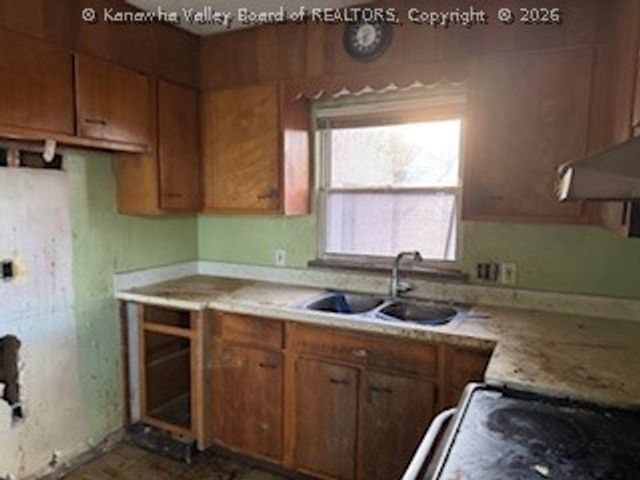 1626 King Street, South Charleston, WV 25303