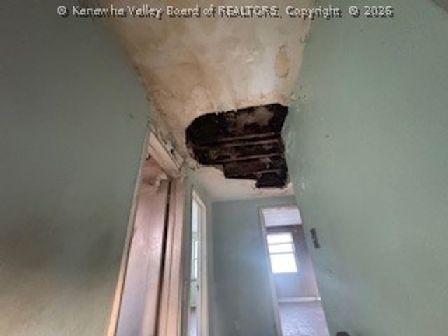 1626 King Street, South Charleston, WV 25303