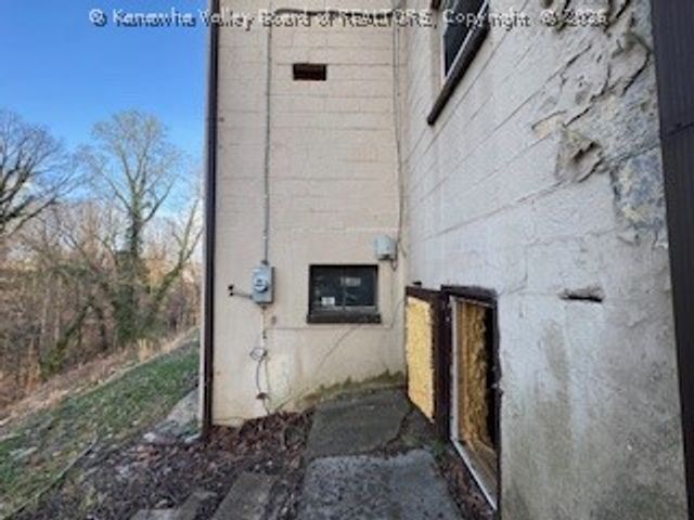 1626 King Street, South Charleston, WV 25303