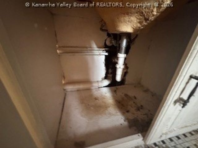 1626 King Street, South Charleston, WV 25303